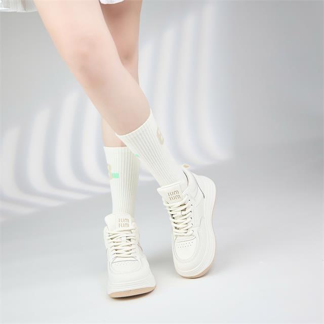 Giày Thể Thao Nữ MWC A209 - Giày Thể Thao Nữ Cổ Cao Siêu Hack Dáng, Thể Thao Nữ Kiểu Dáng Jogger Phong Cách Đường Phố Năng Động, Trẻ Trung, Thời Trang.