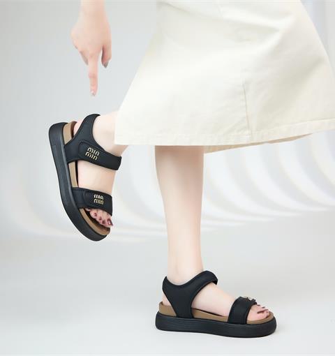Giày Sandal Nữ MWC E170 - Giày Sandal Nữ Quai Ngang Phối Quai Hậu Dán Velcro Phong Cách Thể Thao.