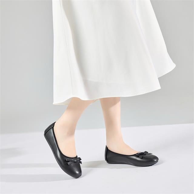 Giày Búp Bê MWC 2334 - Giày Búp Bê Nữ Đế Bệt, Mũi Tròn Oval Phối Nơ Duyên Dáng, Thanh Lịch, Thời Trang.