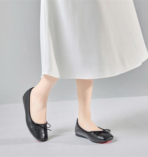 Giày Búp Bê MWC 2343 - Giày Búp Bê Mary Jane Mũi Vuông Phối Nơ Tiểu Thư Xinh Xắn, Dịu Dàng Đầy Cuốn Hút.