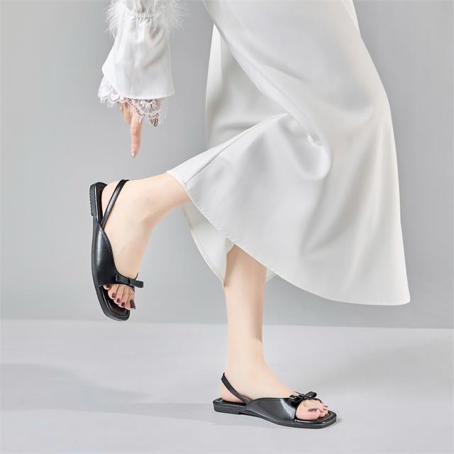 Dép Nữ MWC E192 - Sandal Nữ Quai Bản Cong Phối Nơ Nhỏ Xinh, Tinh Tế, Thanh Lịch, Dịu Dàng Đầy Cuốn Hút.