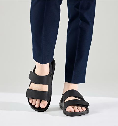 Giày Sandal Nam MWC 7107- Sandal Nam Hai Quai Ngang Dán Cài Nhẹ Êm, Chắc Chân, Chuẩn Gu Thời Trang Năng Động.