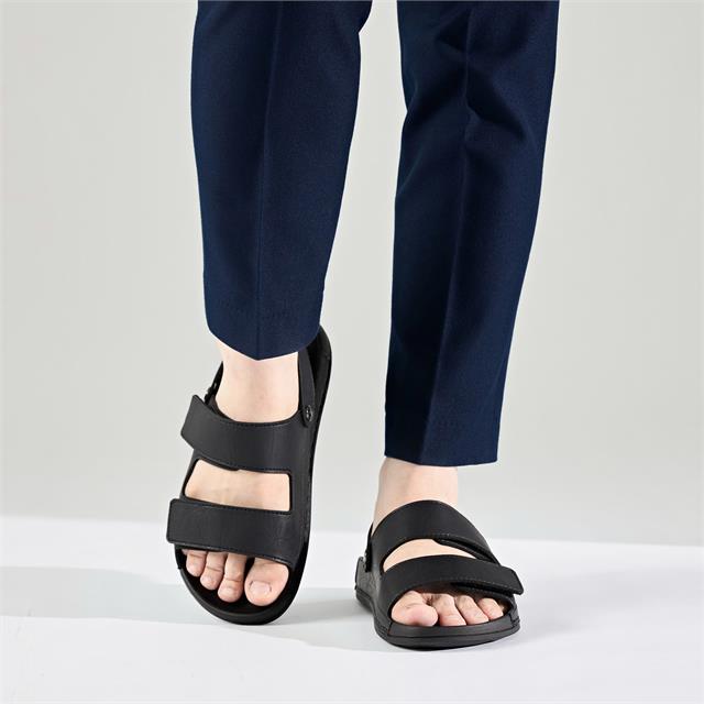 Giày Sandal Nam MWC 7107- Sandal Nam Hai Quai Ngang Dán Cài Nhẹ Êm, Chắc Chân, Chuẩn Gu Thời Trang Năng Động.