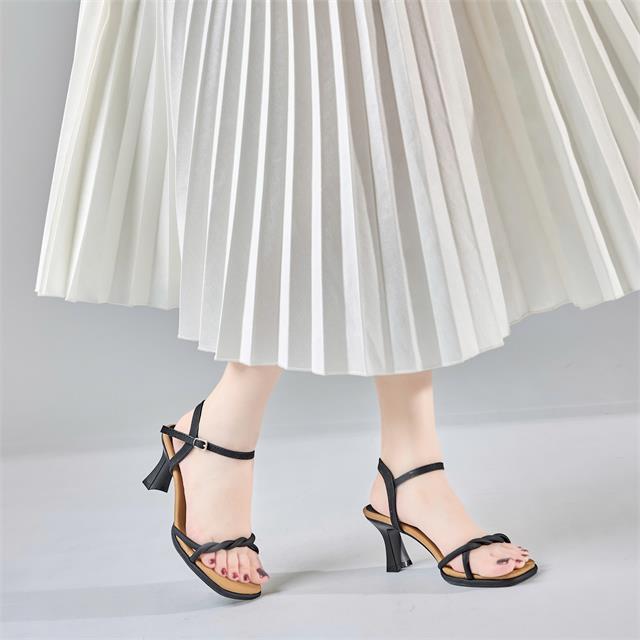 Giày Cao Gót MWC G258 - Giày Sandal Gót Vuông Bo Nhẹ Cao 7cm, Họa Tiết Quai Xoắn Thừng Độc Đáo, Trang Nhã, Thanh Lịch.