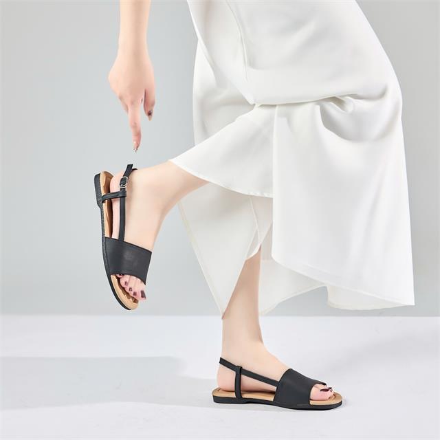 Giày Sandal Nữ MWC E185 - Sandal Nữ Quai Ngang Bản To Gọn Nhẹ, Cá Tính, Thanh Lịch, Cân Mọi Outfit Của Nàng.