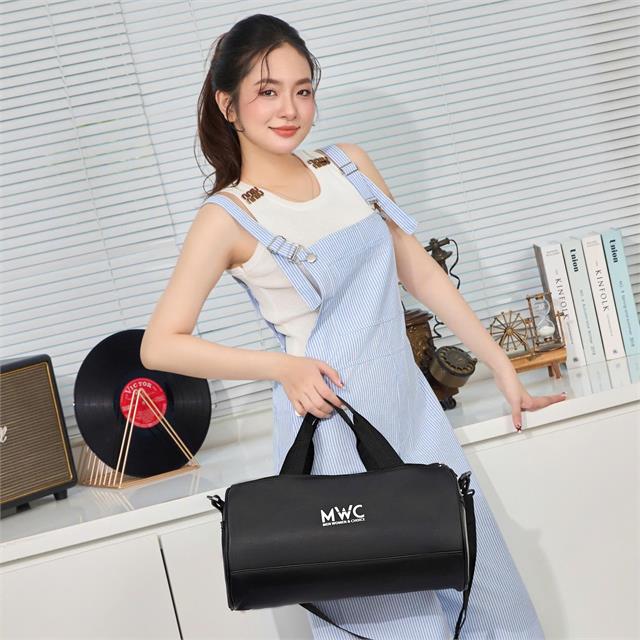 Balô Túi Đeo Chéo MWC 0860- Túi Trống Thời Trang Gọn Nhẹ, Bền Đẹp, Chuẩn Chất Cho Đi Du Lịch, Thể Thao, Phòng Gym.
