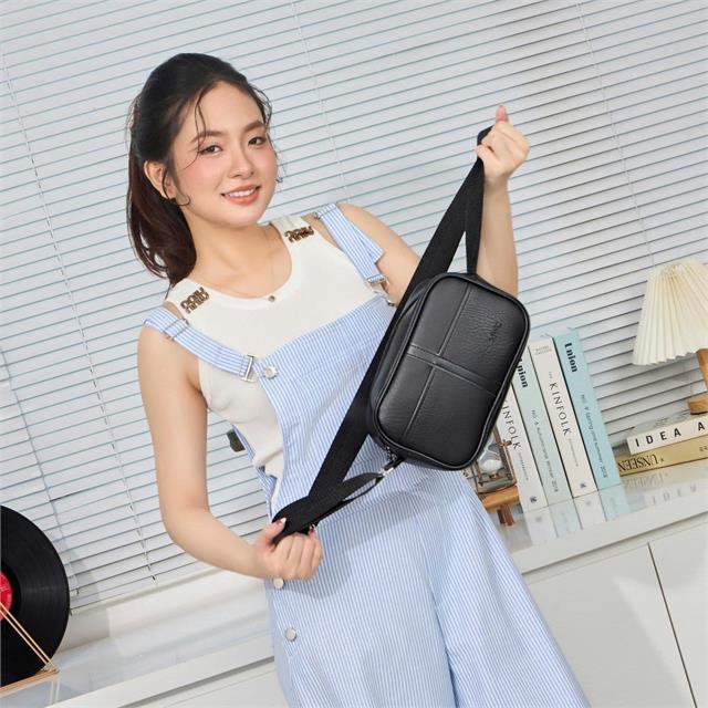 Balô Túi Đeo Chéo MWC 0862- Túi Đeo Chéo Unisex Da PU Cao Cấp, Hiện Đại, Nhỏ Gọn Nhưng Cực Phong Cách.