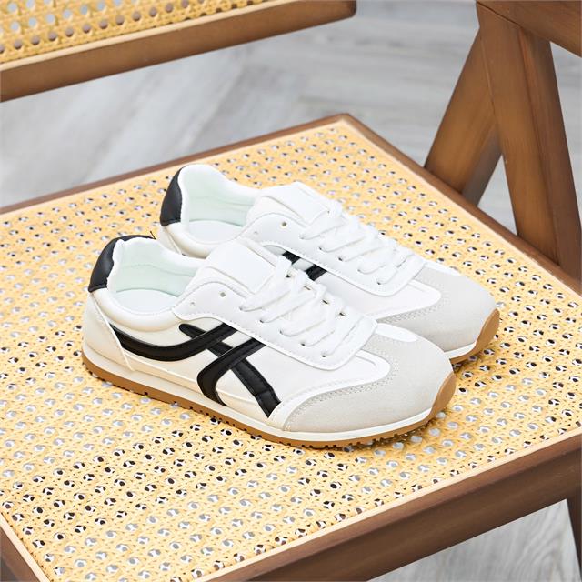 Giày Thể Thao Nữ MWC A324 - Giày Thể Thao Sneaker Nữ Cổ Thấp Dễ Phối Mọi Outfit Cho Phong Cách Trẻ Trung, Năng Động.