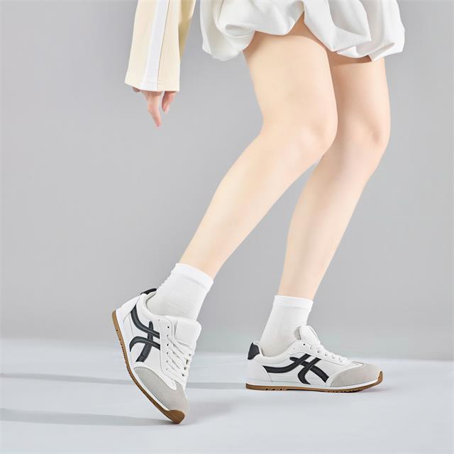 Giày Thể Thao Nữ MWC A324 - Giày Thể Thao Sneaker Nữ Cổ Thấp Dễ Phối Mọi Outfit Cho Phong Cách Trẻ Trung, Năng Động.