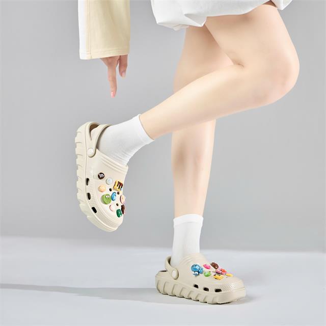 Dép Nữ MWC 8626 - Dép Sandal Nữ Gắn Stiker Nhiều Màu Sắc Vui Tươi, Dễ Thương, Năng Động.