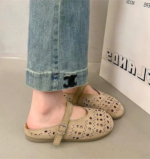 Giày Búp Bê MWC 8654 - Giày Búp Bê Dáng Lười Cổ Điển, Có Quai Ngang Khóa Kim Loại Nhỏ Xinh, Sang Trọng.