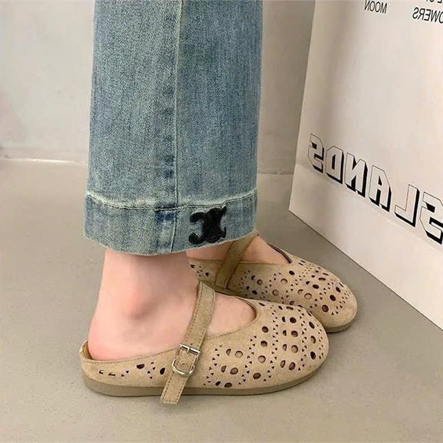Giày Búp Bê MWC 8654 - Giày Búp Bê Dáng Lười Cổ Điển, Có Quai Ngang Khóa Kim Loại Nhỏ Xinh, Sang Trọng.