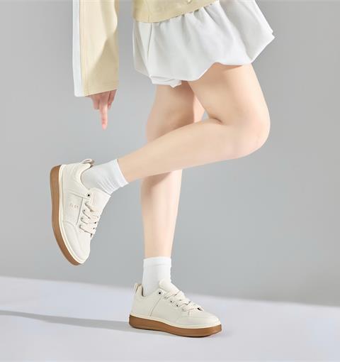 Giày Thể Thao Nữ MWC A301 - Giày Thể Thao Nữ Dáng Sneaker Đi Học, Đi Chơi, Dạo Phố Trẻ Trung, Năng Động, Thời Trang.