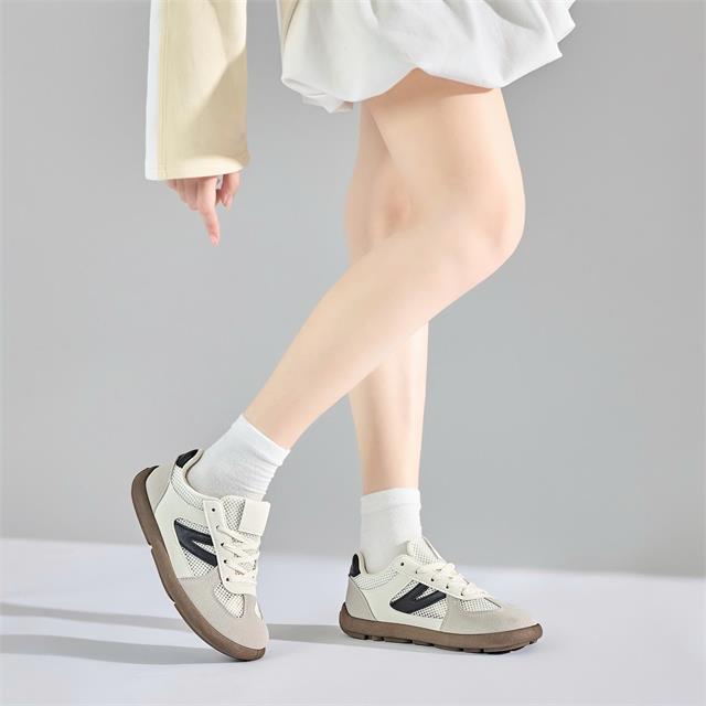Giày Thể Thao Nữ MWC A318 - Giày Thể Thao Sneaker Nữ Cổ Thấp Hoạ Tiết Lưới Nhỏ Thoáng Khí, Êm Nhẹ, Thời Trang.