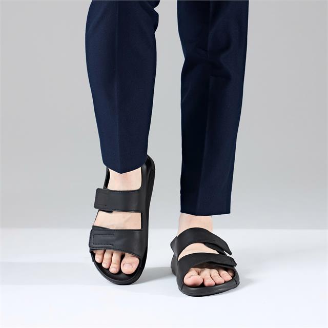 Giày Sandal Nam MWC 7119 - Sandal Unisex Nam Dáng Thể Thao Hiện Đại, Năng Động, Đi Chơi, Đi Làm, Du Lịch Đều Chất.