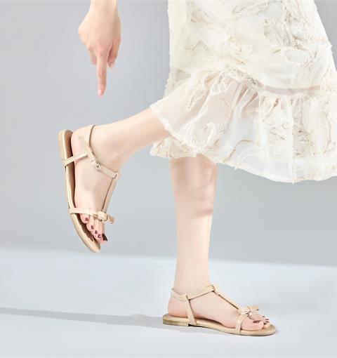 Sandal Nữ MWC E202 - Sandal Đế Bệt Nữ Quai Mảnh Phối Quai Nơ Thanh Lịch Đi Học, Đi Chơi, Đi Biển Năng Động, Trẻ Trung.
