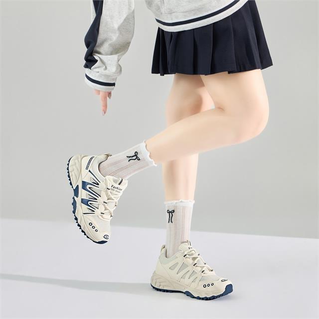 Giày Thể Thao Nữ MWC A321 - Giày Chunky Sneakers Nữ Da Phối Lưới Thoáng Khí, Hoạ Tiết Chữ Độc Đáo, Năng Động, Trẻ Trung.