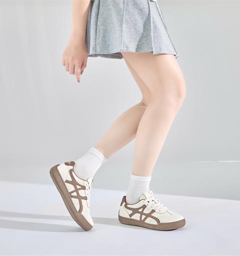 Giày Thể Thao Nữ MWC A384 - Giày Thể Thao Nữ Cổ Thấp, Đi Học, Đi Chơi, Xuống Phố Nhẹ Nhàng, Năng Động, Thời Trang.