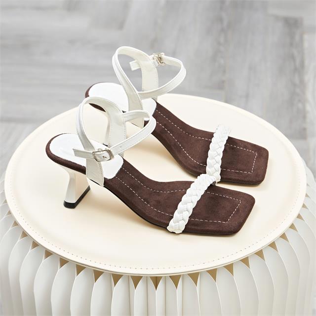 Giày Cao Gót MWC G297 - Sandal Nữ 7P, Quai Dây Bím, Mũi Vuông Thời Thượng, Thanh Lịch, Thời Trang.