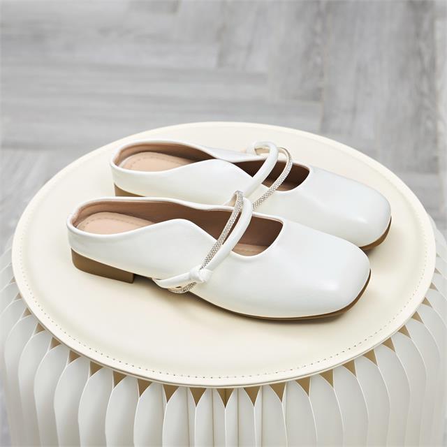 Dép Nữ MWC 8645 - Dép Sục Nữ Mũi Vuông Cổ Điển Phối Quai Cài Ngang Đính Đá Xinh Xắn, Thanh Lịch, Thời trang.