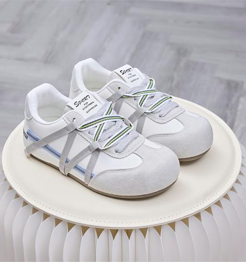 Giày Thể Thao Nữ MWC A343 - Giày Thể Thao Nữ Họa Tiết Vải Dệt Đan Chéo Năng Động, Cá Tính, Trẻ Trung, Thời Trang.