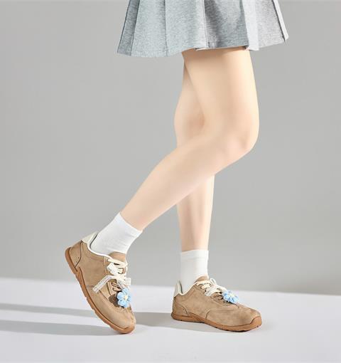 Giày Thể Thao Nữ MWC A341 - Giày Sneaker Cổ Thấp Nữ Da Bản Vừa Phối Hoa Nơ Nhỏ Xinh Mềm Mại, Nữ Tính, Thời Trang.