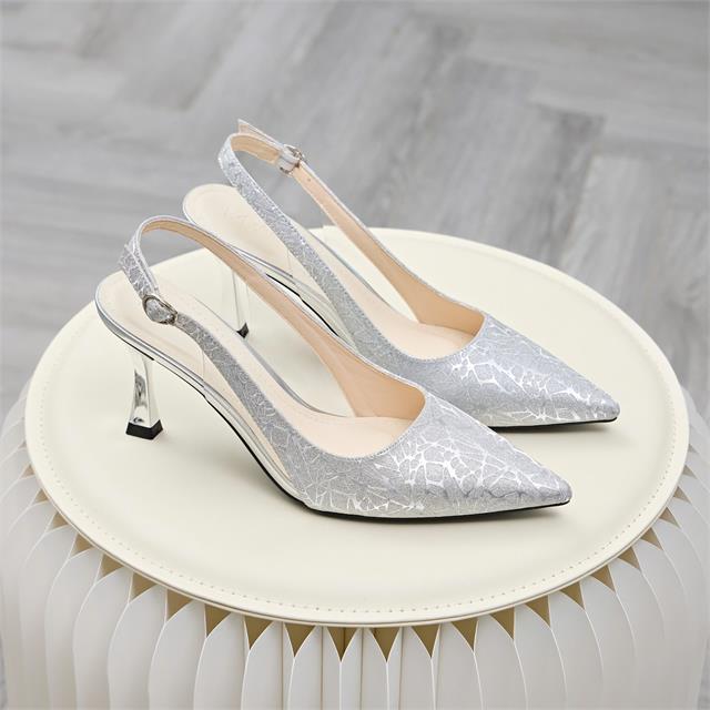 Giày Cao Gót MWC G299 - Giày Cao Gót Slingback Hở Gót, Bít Mũi Phủ Ánh Kim Bạc Lấp Lánh, Chuẩn Quý Cô Sang Trọng.