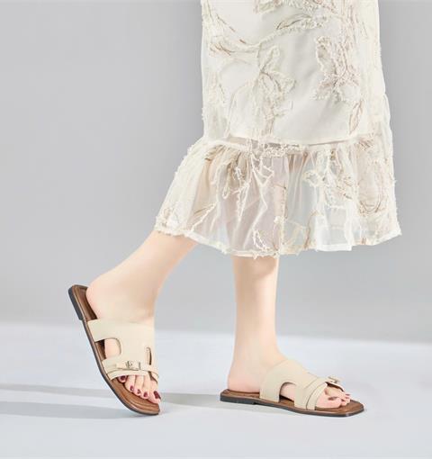 Dép Nữ MWC 8640 - Dép Da Thời Trang Nữ Cao Cấp, Quai Ngang Cách Điệu Phối Khoá Kim Loại Sang Trọng, Nữ Tính, Thời Trang.