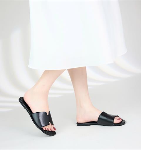 Dép Nữ MWC 8487 - Dép Da Nữ Chữ H Sang Trọng, Tinh Tế, Thoải Mái Đi Làm, Đi Chơi, Dạo Phố Vừa Thời Trang Vừa Tiện Lợi.