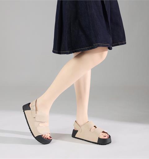 Giày Sandal Nữ MWC E211 - Sandal Nữ Hai Quai Ngang Bản Kết Hợp Quai Dán Tiện Lợi, Cá Tính, Thời Trang.