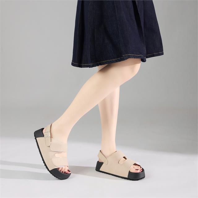 Giày Sandal Nữ MWC E211 - Sandal Nữ Hai Quai Ngang Bản Kết Hợp Quai Dán Tiện Lợi, Cá Tính, Thời Trang.