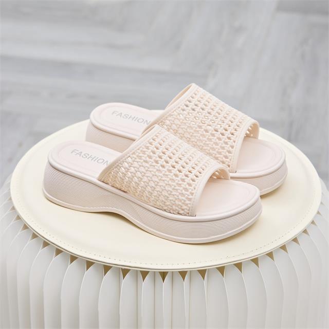  Dép Nữ MWC 8670 - Dép Đế Xuồng 5cm, Quai Bản To Đan Lưới Thời Trang, Êm Nhẹ, Tôn Dáng.