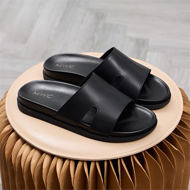 Dép Nam MWC 9242 - Dép Da Nam Quai Ngang Bản Rộng Hiện Đại, Nam Tính, Bền Đẹp, Hottrend, Thời Trang.