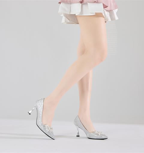 Giày Cao Gót MWC G314 - Giày Gót Trụ 8P, Mũi Nhọn Ánh Bạc Đính Hoa Pha Lê Sang Trọng, Nữ Tính, Thời Trang.