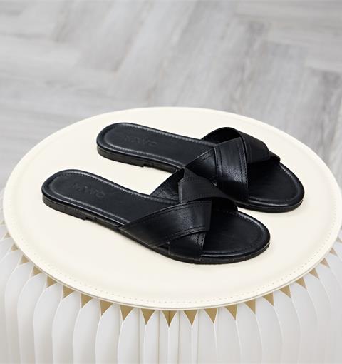 Dép Nữ MWC 8662 - Dép Nữ Đế Bệt Hai Quai Bản Chéo Basic Êm Chân, Tối Giản, Dễ Phối Đồ.