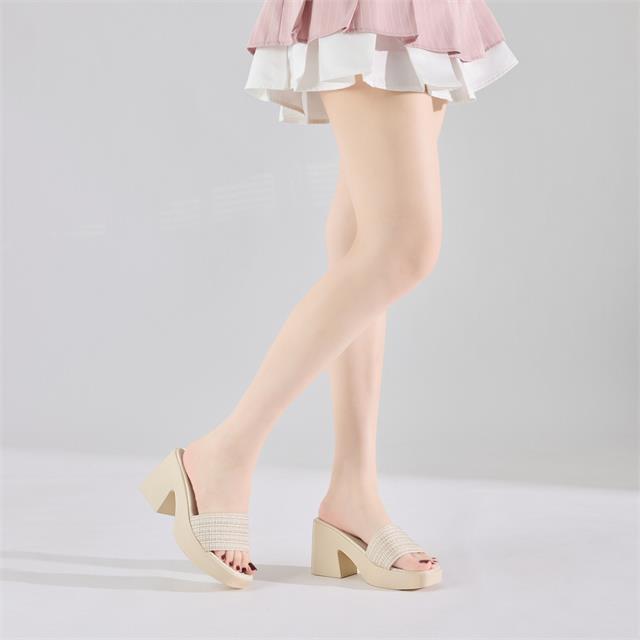 Giày Cao Gót MWC G332 - Guốc Đế Đúc 8cm Tôn Dáng, Quai Bản Rộng Nữ Tính, Thanh Lịch, Thời Trang.