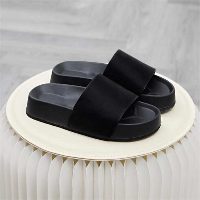 Dép Nữ MWC 8695 - Dép Nữ Basic  Quai Ngang Bản Rộng Êm Nhẹ, Chuẩn Form, Dễ Phối Đồ.