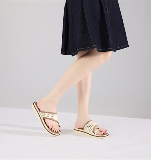 Dép Nữ MWC 8674 - Dép Nữ Quai Đan Phối Khuyên Hoa Xỏ Ngón Xinh Xắn, Thanh Lịch, Thời Trang.