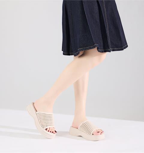  Dép Nữ MWC 8670 - Dép Đế Xuồng 5cm, Quai Bản To Đan Lưới Thời Trang, Êm Nhẹ, Tôn Dáng.