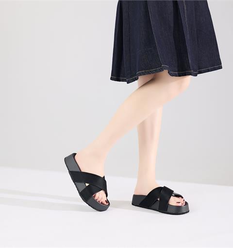 Dép Nữ MWC 8696 - Dép Nữ Hai Quai Bản Chéo Êm Nhẹ, Chuẩn Form, Dễ Phối Đồ.