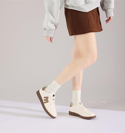 Giày Thể Thao Nữ MWC A400 - Giày Thể Thao Sneaker Nữ, Dáng Đẹp, Êm Mềm, Cá Tính, Thời Trang.