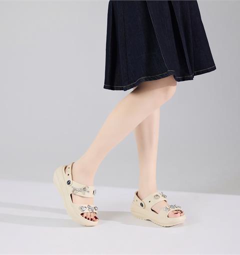  Dép Nữ MWC 8689 - Dép Sandal Nữ Đế Đúc, Hai Quai Ngang Gắn Charm Tim Nơ Dễ Thương, Đi Êm, Bền Đẹp.