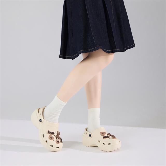 Dép Nữ MWC 8687 - Dép Sandal Đế Đúc Gắn Sticker Gấu Pear, Love, Nice Siêu Xinh, Trẻ Trung, Bền Đẹp.