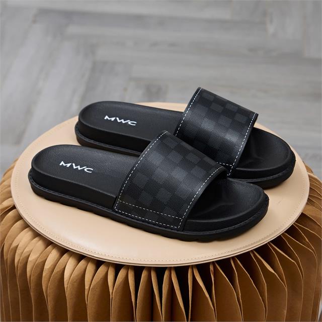 Dép Nam MWC 9272 - Dép Nam Quai Ngang Bản To Họa Tiết Caro Nam Tính, Trẻ Trung, Thời Trang.
