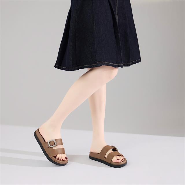 Dép Nữ MWC 8725 - Dép Nữ Hai Quai Ngang Phối Khoá Đá Kim Loại Sáng Đẹp, Thanh Lịch, Thời Trang.