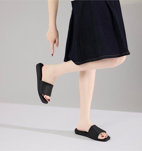  Dép Nữ MWC 8707 - Dép Lê Nữ Hở Gót, Xỏ Chân Tiện Lợi, Phong Cách Tối Giản Hiện Đại.