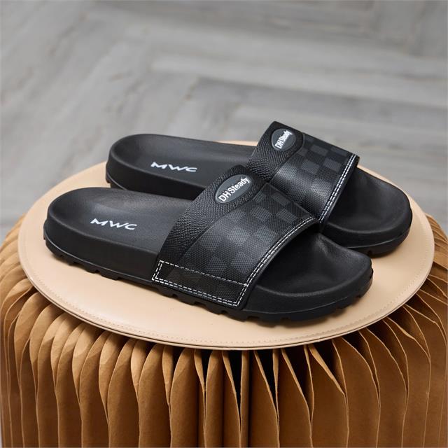 Dép Nam MWC 9273 - Dép Quai Ngang Caro Thời Trang Nam, Êm Nhẹ, Nam Tính, Dễ Phối Đồ.