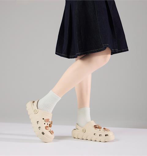 Dép Nữ MWC 8712 - Dép Sandal Eva Nữ Gắn Sticker Bánh Gấu Xinh Xắn, Năng Động, Trẻ Trung.