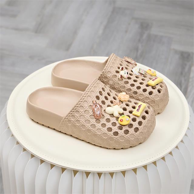 Dép Sục Nữ MWC 8735 - Dép Sục Nữ Gắn Charm Kẹo, Bắp, Bánh, Kem Ngọt Ngào, Xinh Xắn, Thời Trang.