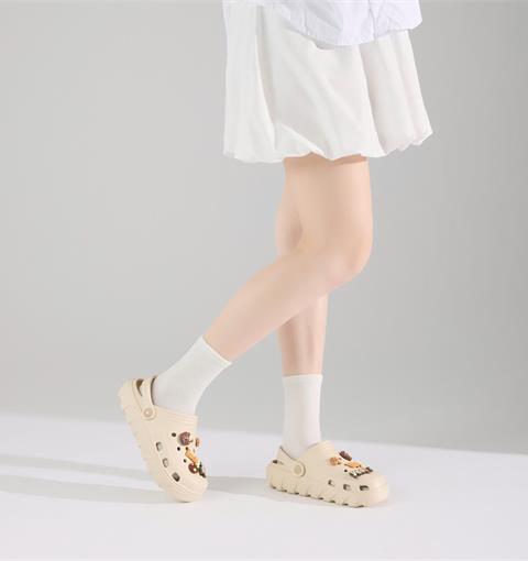 Dép Nữ MWC 8715 - Dép Sandal Eva Nữ Gắn Charm Bánh Gấu, Chữ Nổi Xinh Xắn, Êm Nhẹ, Bền Đẹp.